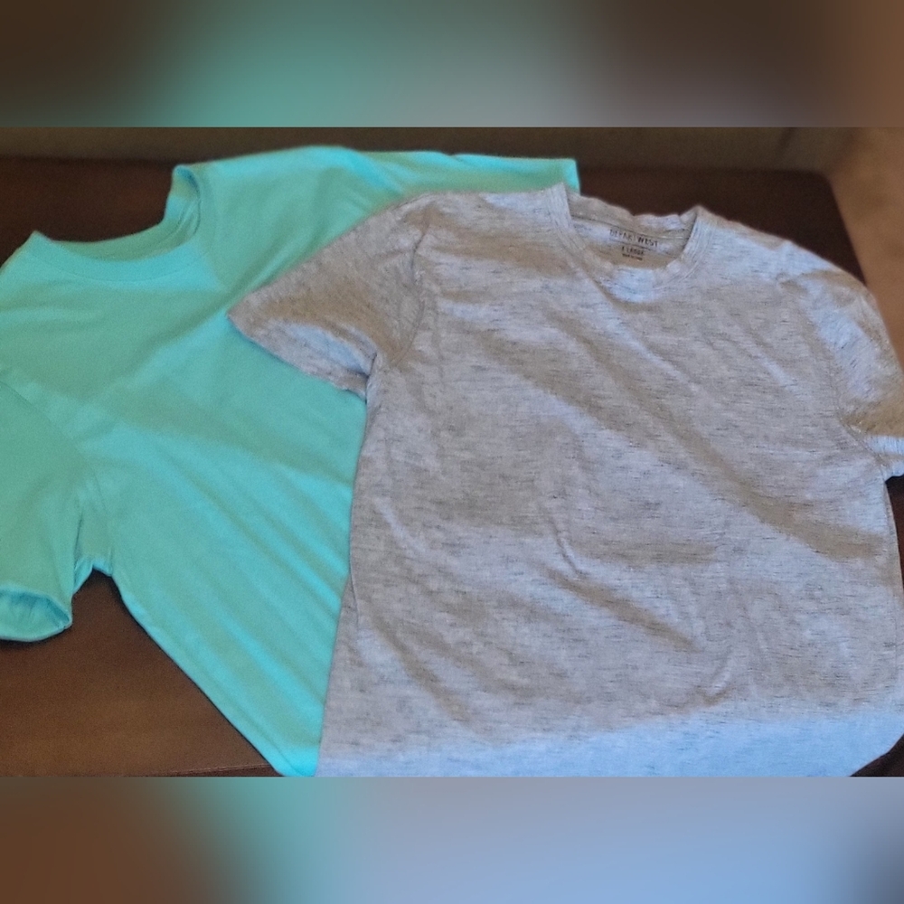 2 short sleeve shirt bundle